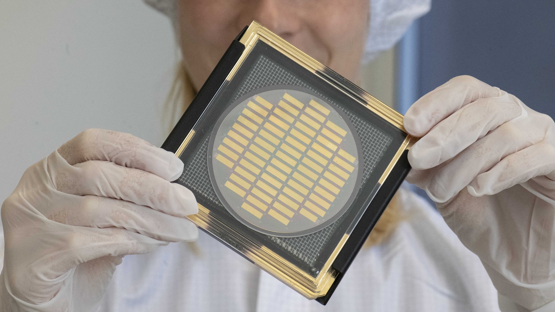 New US smart platform speeds development of 1.6T photonic chips for data centers