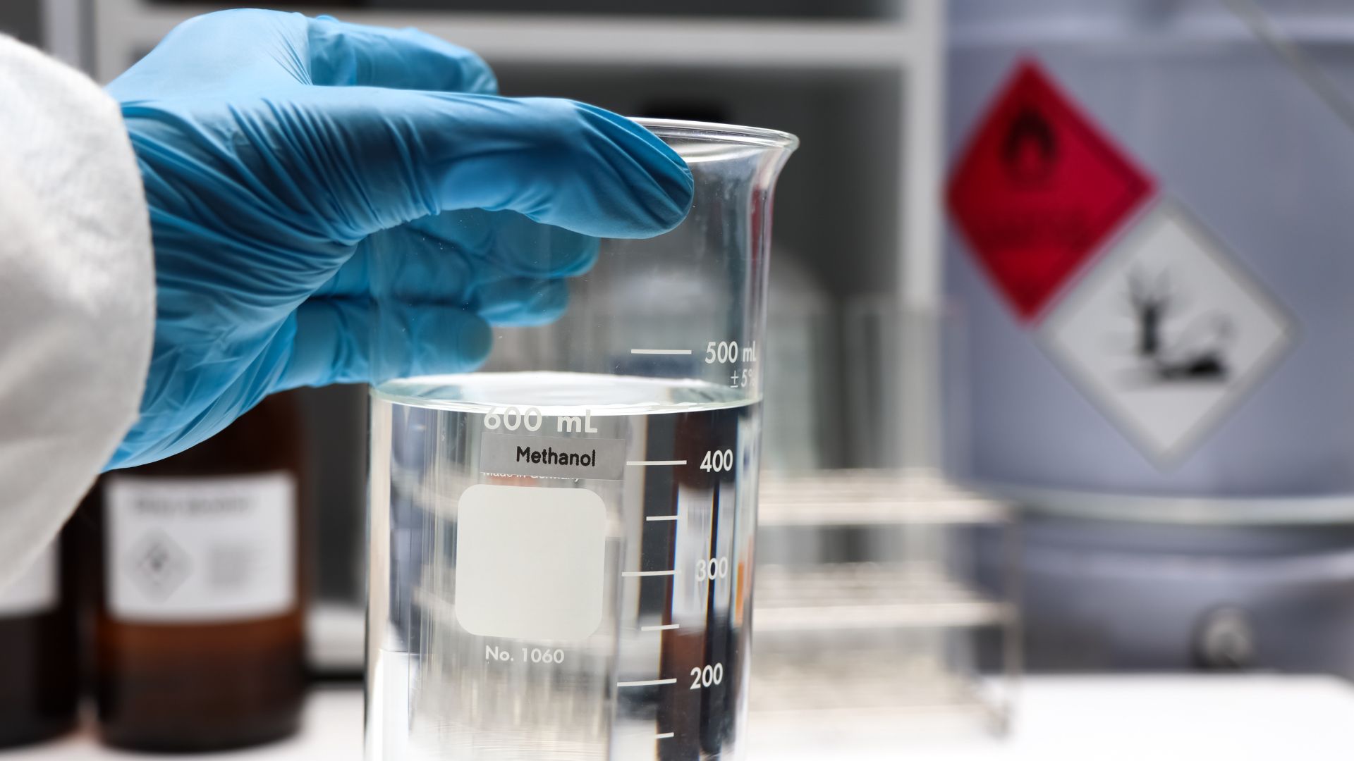 Pulling water from air directly could help make green methanol in dry regions