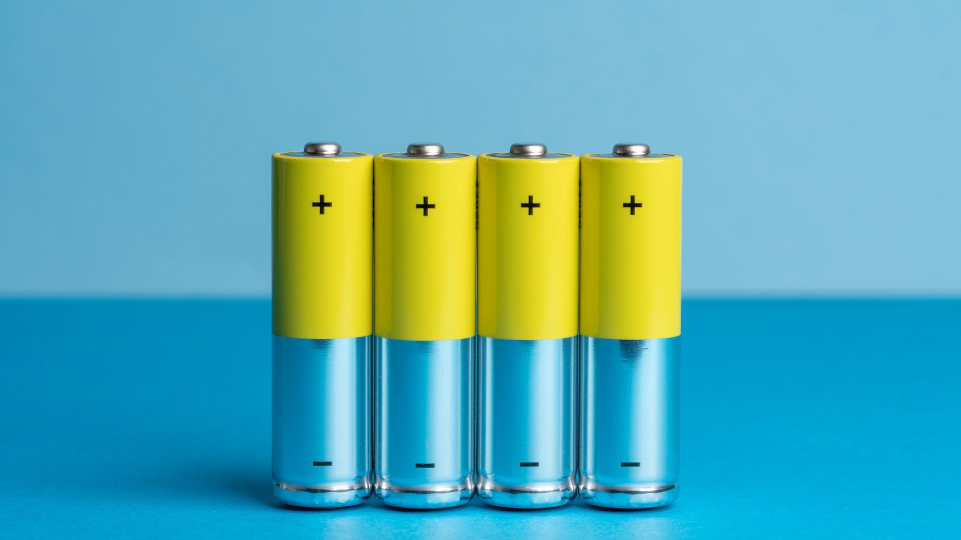 Scientists tame rogue protons to supercharge water batteries, achieve 500 rapid cycles
