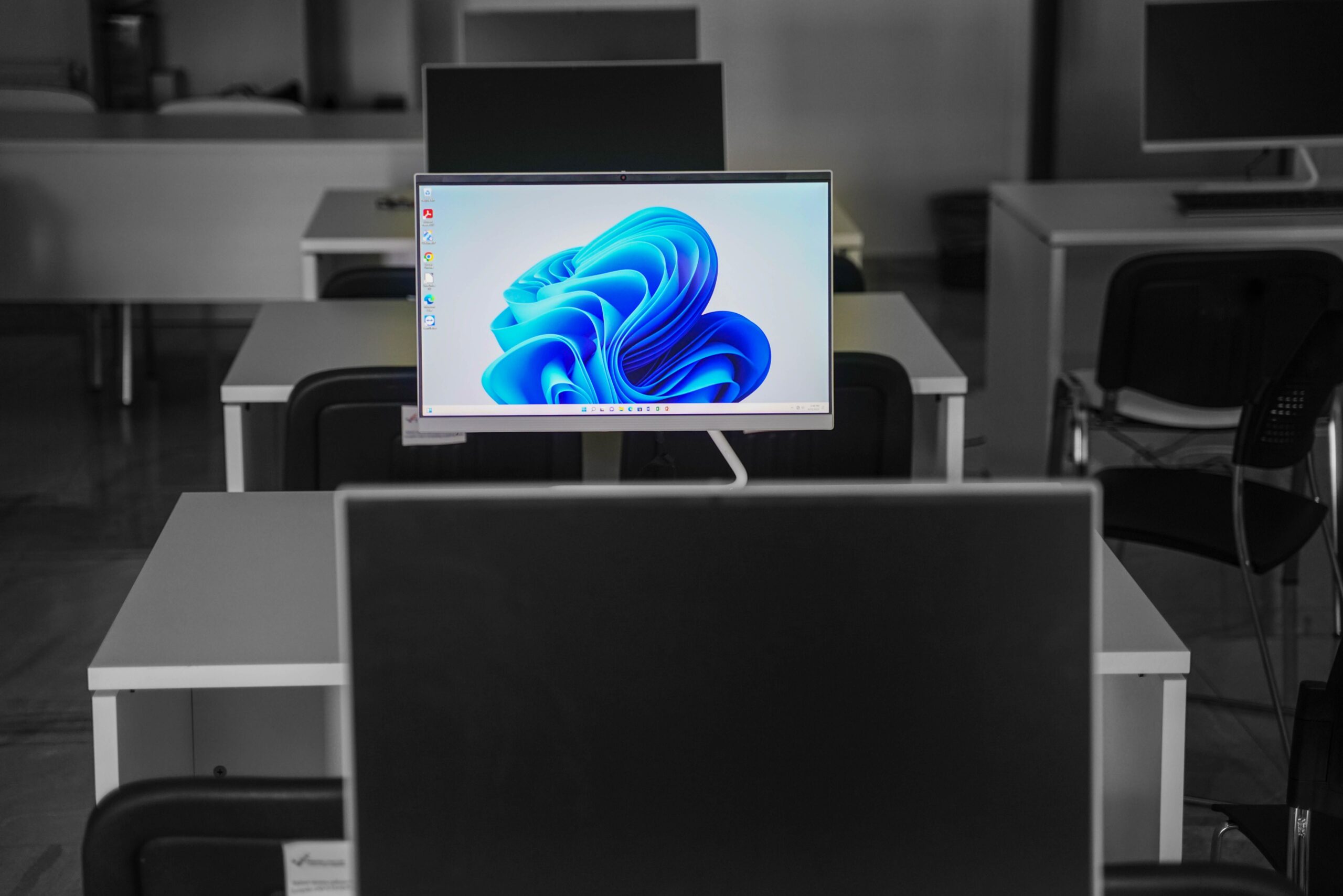Smart PC users are upgrading to Windows 11 Pro while it’s only $10