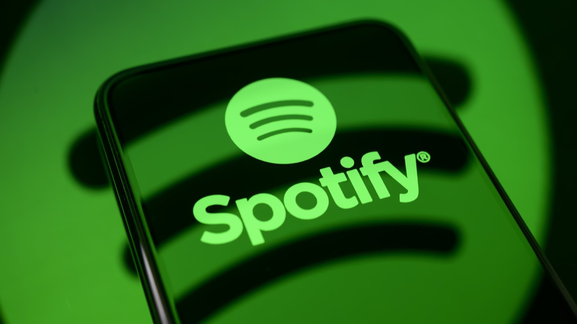 Spotify hits 300 million Premium subscribers