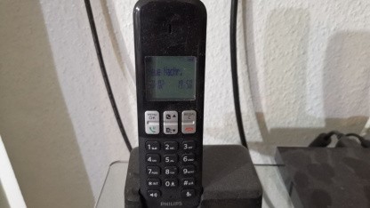 Umfrage: Zahl der Nutzer von Festnetztelefonie stark gesunken