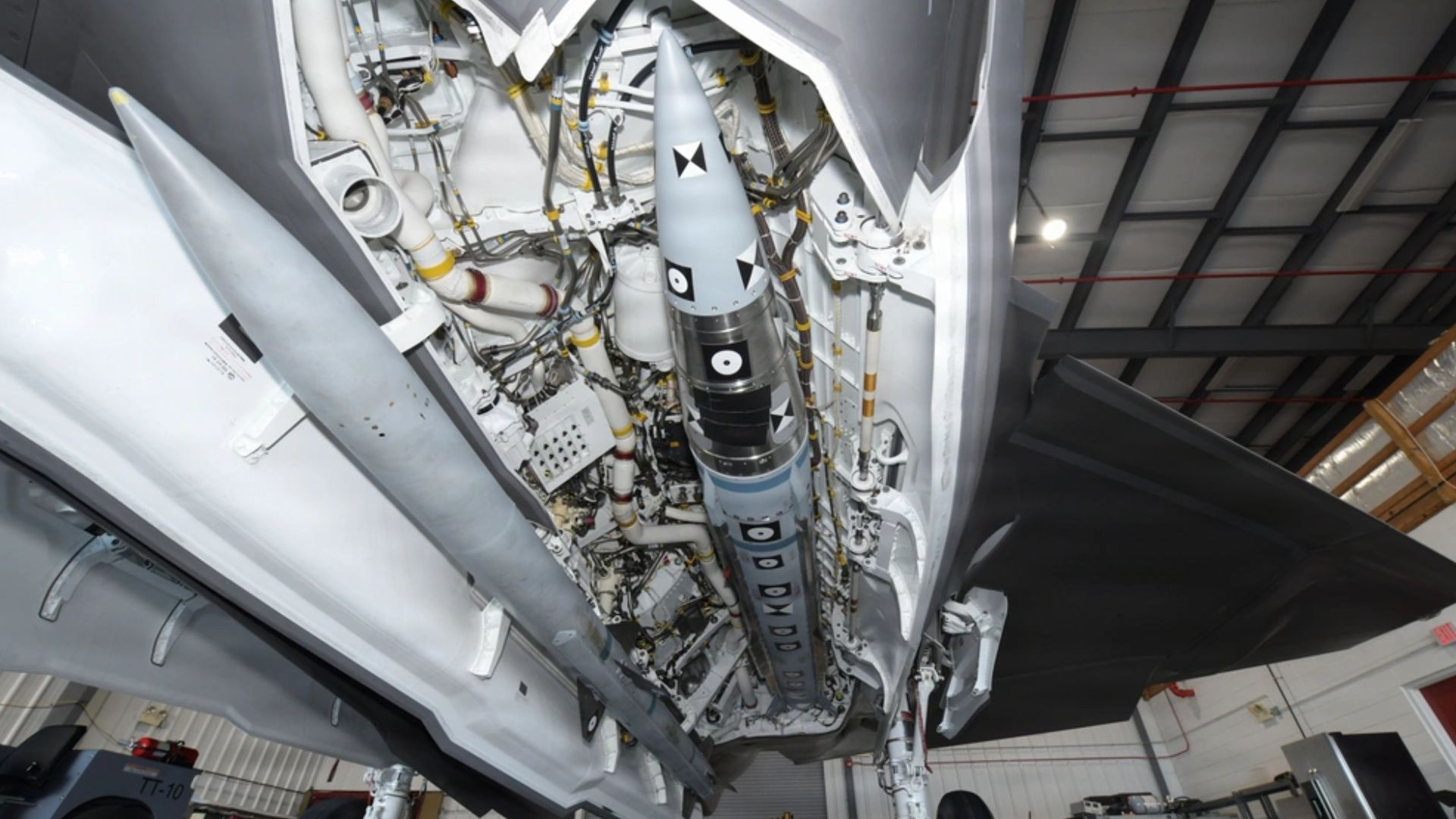 US Navy unveils new ultra-long-range AIM-424 missile for F-35C, Super Hornet jets