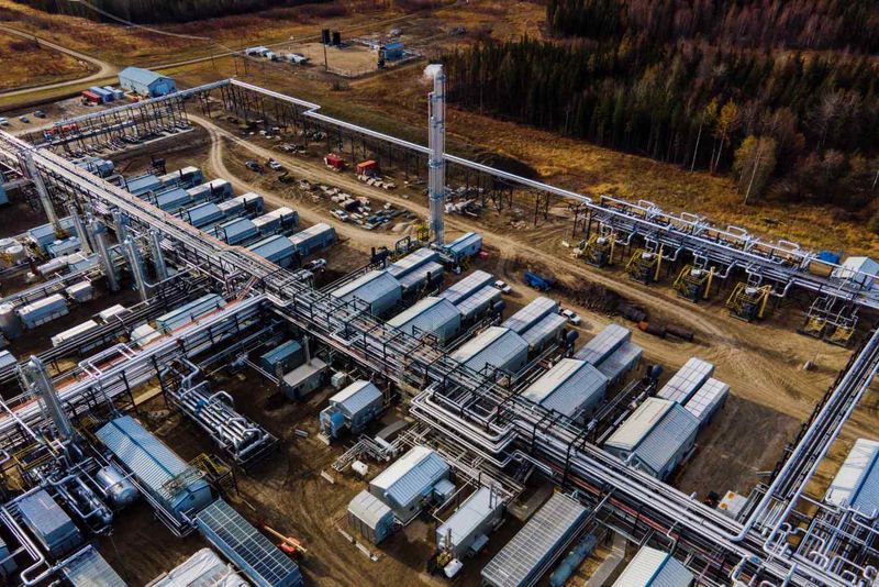 US neighbor switches on world’s first carbon capture system for gas turbines