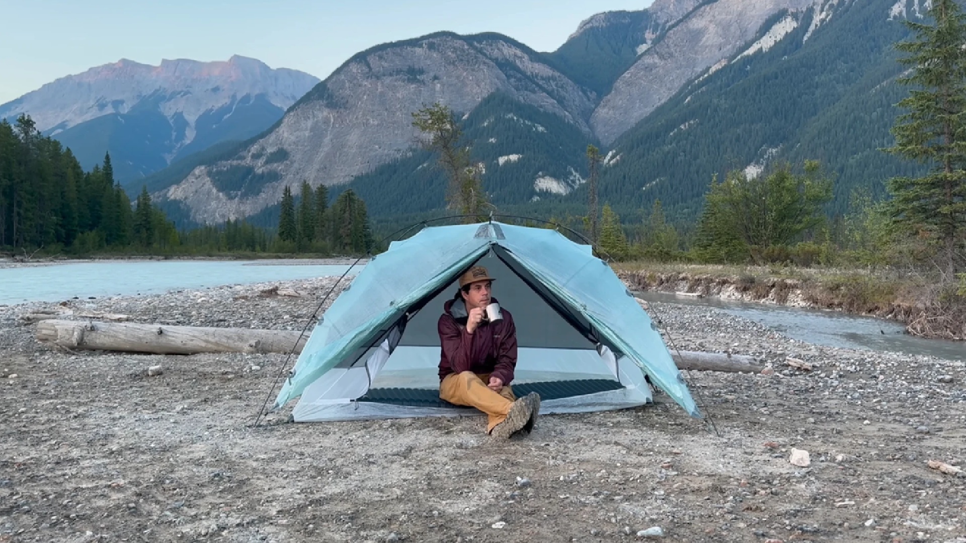 Weighing less than laptop, this 1.7 lb tent becomes world’s lightest double-wall shelter