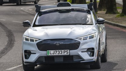 Autonomes Fahren: Wayve liefert Software für Mercedes-Benz