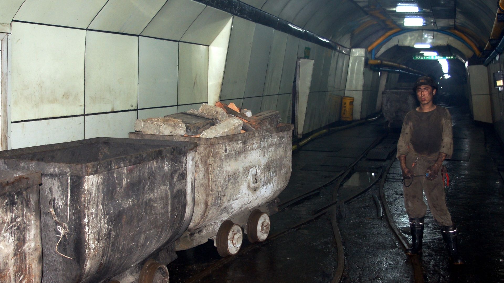 Chinese scientists propose turning abandoned coal mines into underground farms
