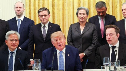 Donald Trump: KI-Industrie soll sich selbst regulieren