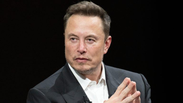 Elon Musk Says AI and Robots Could Double the Global Economy