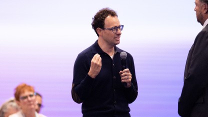 (g+) Künstliche Intelligenz: Die beeindruckenden und beunruhigenden KI-Visionen des Anthropic-CEO