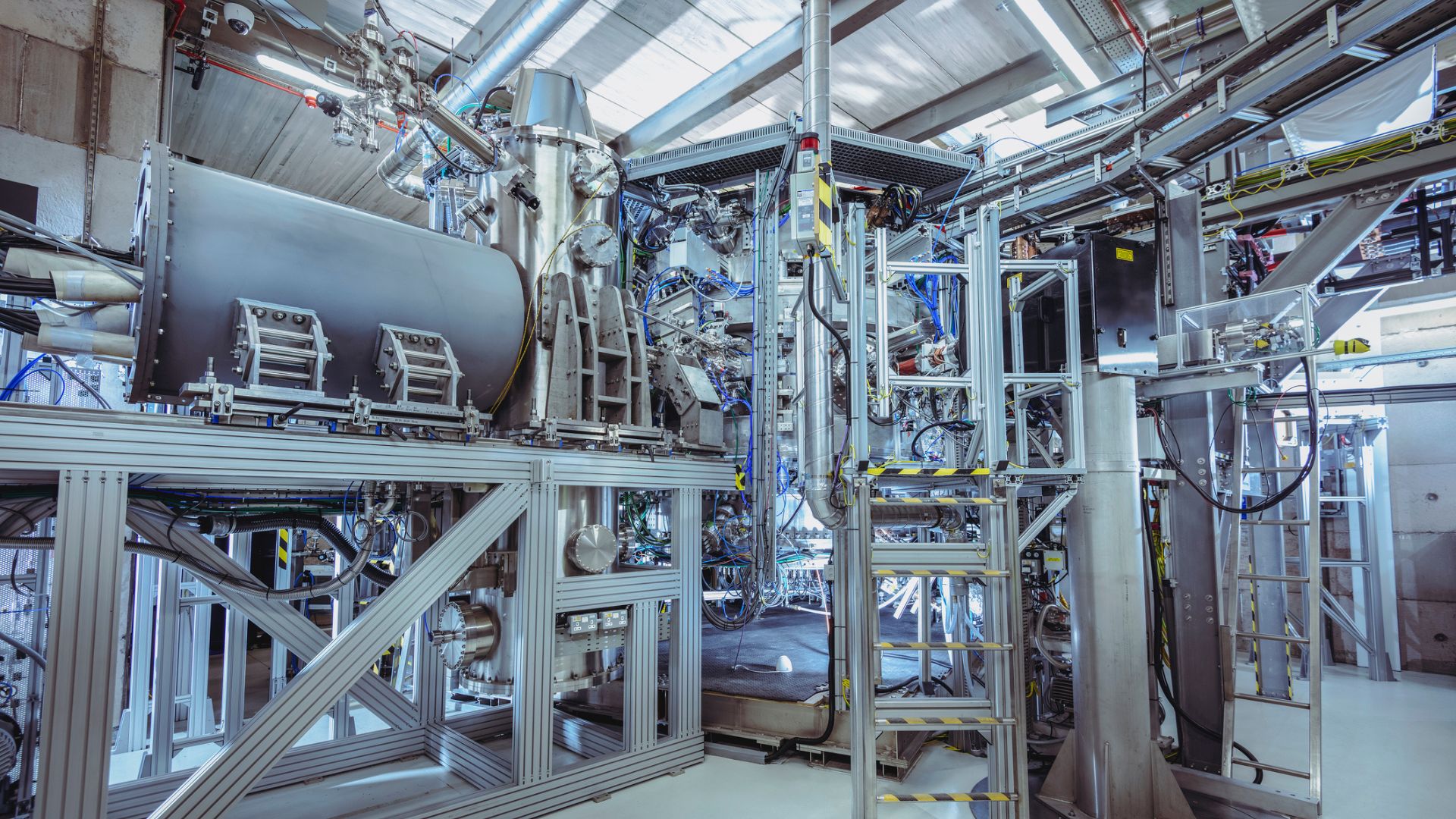 Nuclear reactor simulations advance with quantum particle transport breakthrough