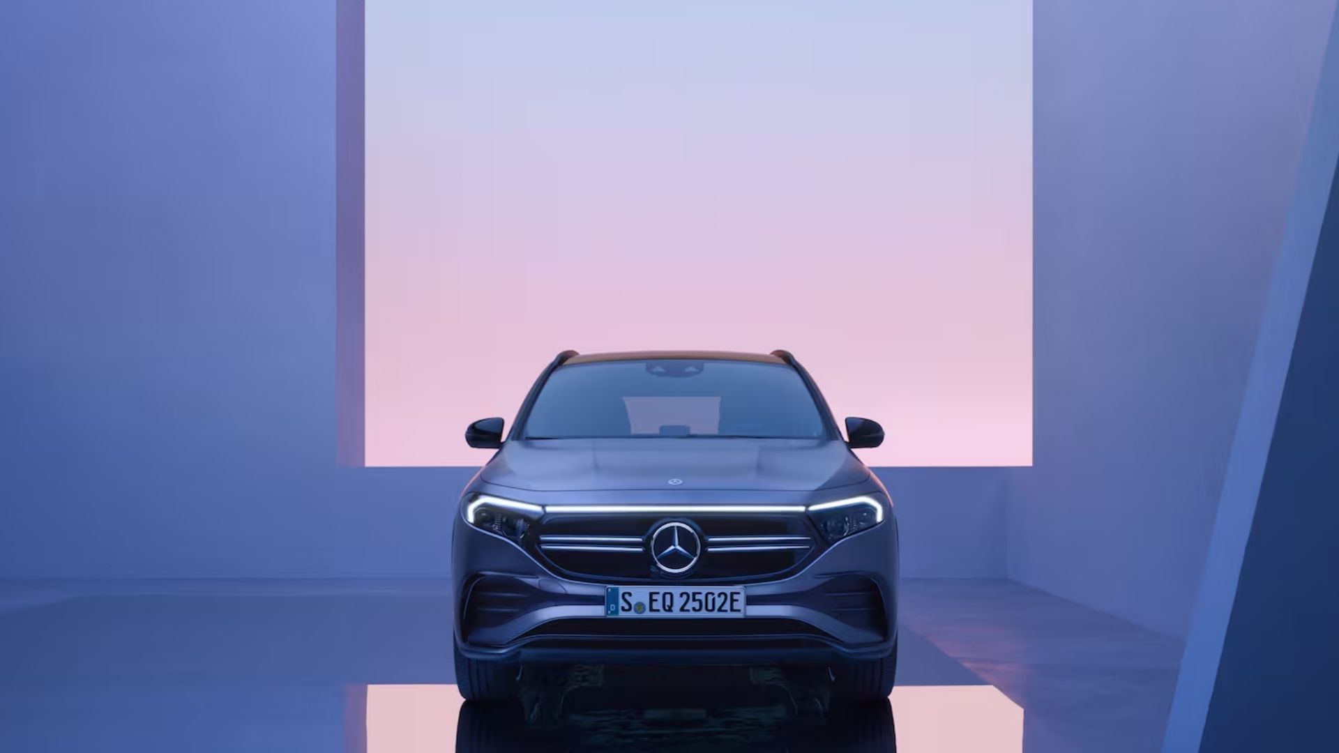 Top EVs retain more than 90% of battery capacity after 93,000 miles, study shows