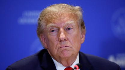 USA: Richter hebt Trumps Ausschluss von US-Medien vorerst auf