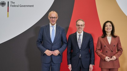 16-Milliarden-Euro-Investition: Zweifelhafte PR-Zahlen und Inszenierung mit Merz bei Amazon