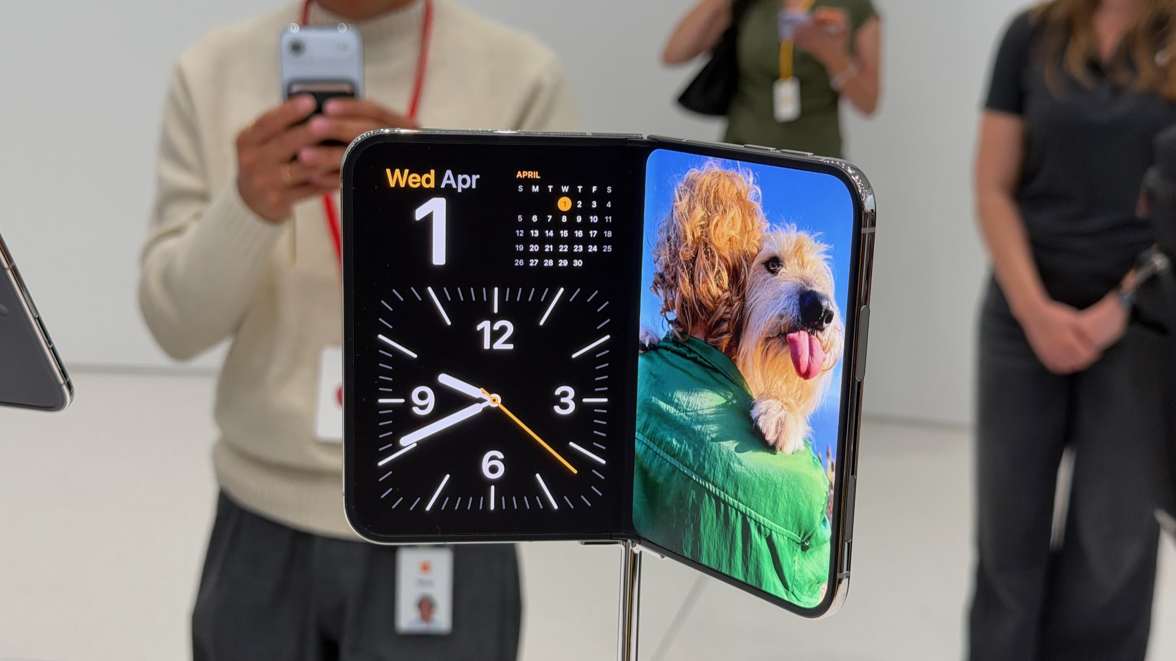 Apple reveals iPhone Duo battery size, screen hardness details