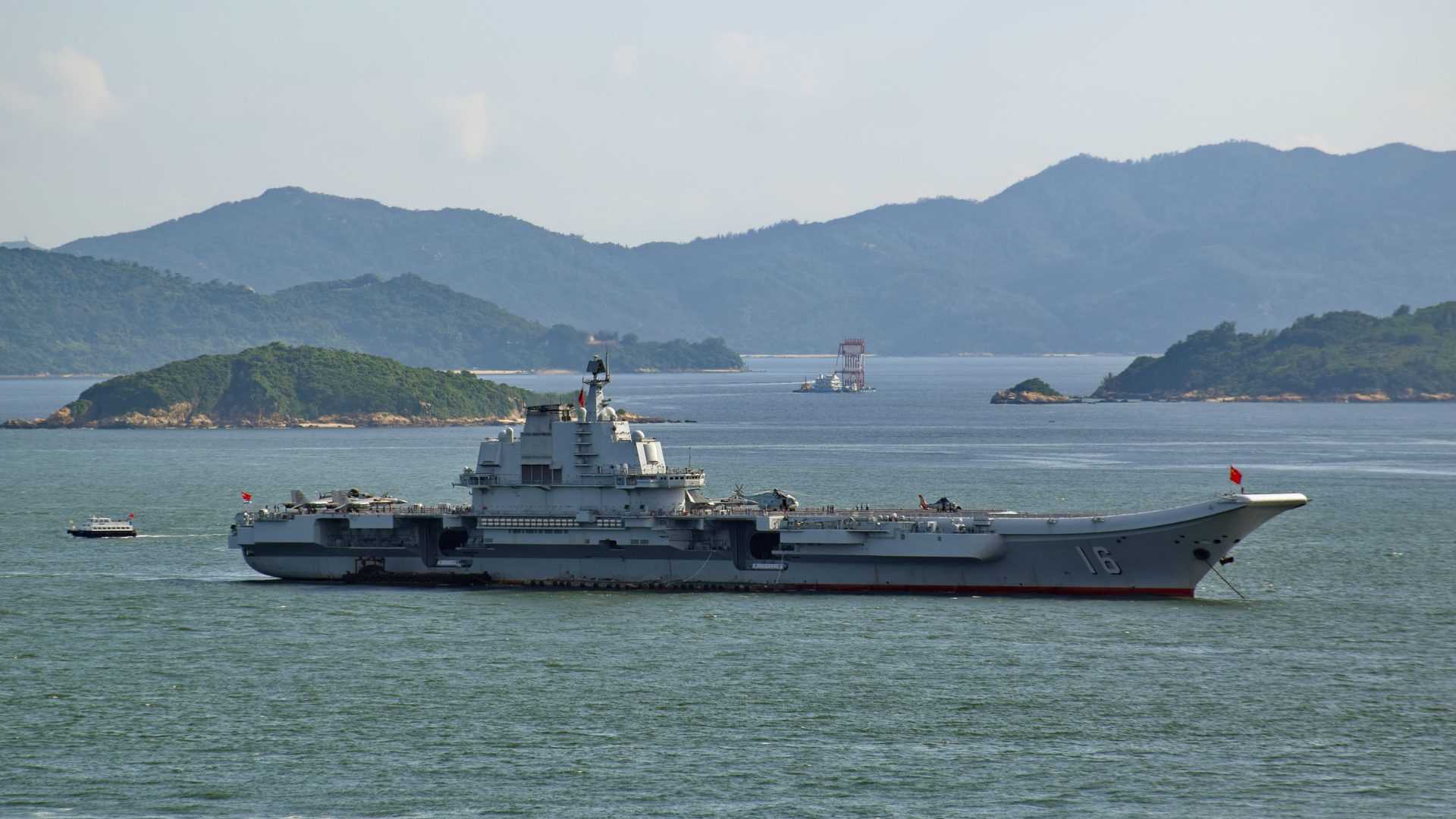 Chinese carrier and US strike group operate at same time in western Pacific waters