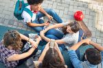 Social-Media-Verbote werden die Psyche von Jugendlichen nicht retten, warnt der Experte