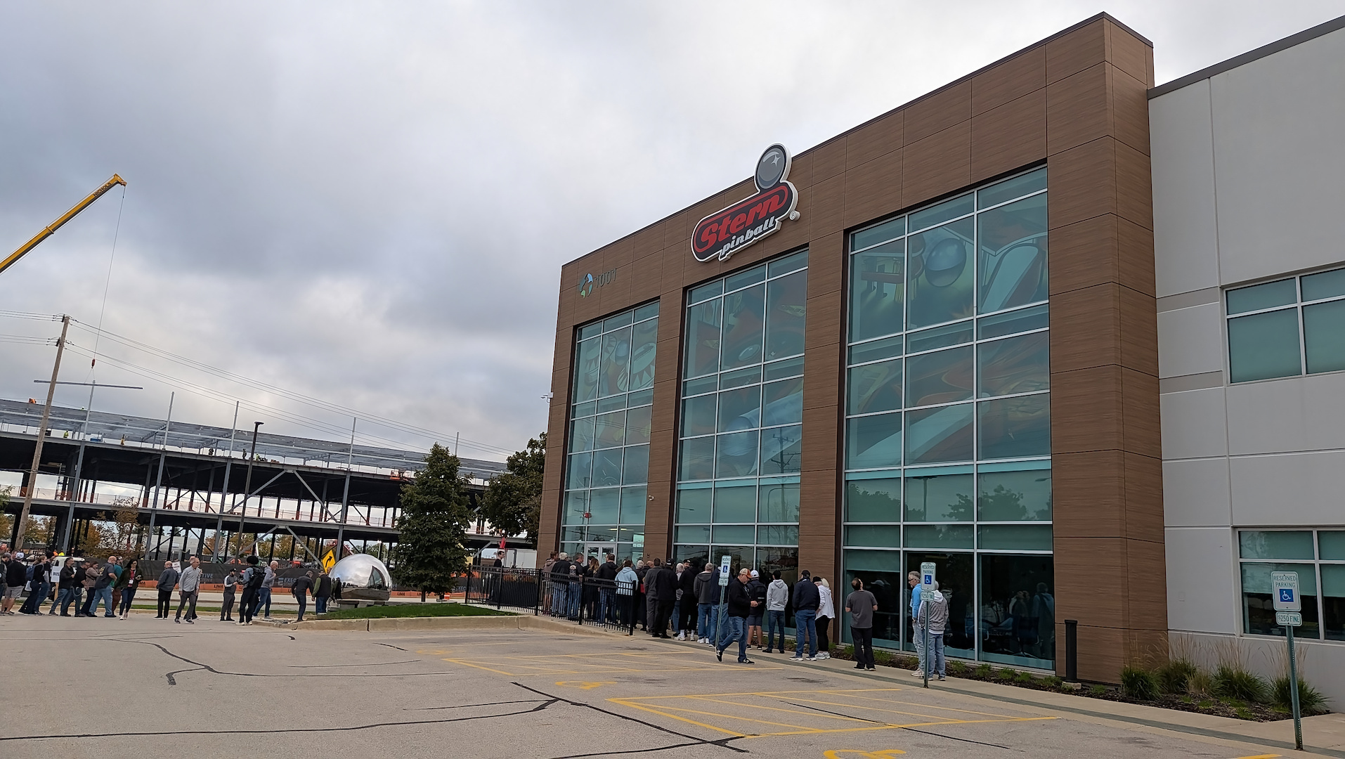 The past, present, and future share a show floor at Pinball Expo 2026
