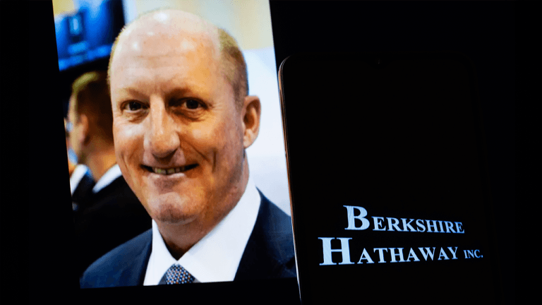 Warren Buffett’s Successor Started Out Selling Empty Soda Bottles for 5 Cents. Now He Runs Berkshire Hathaway