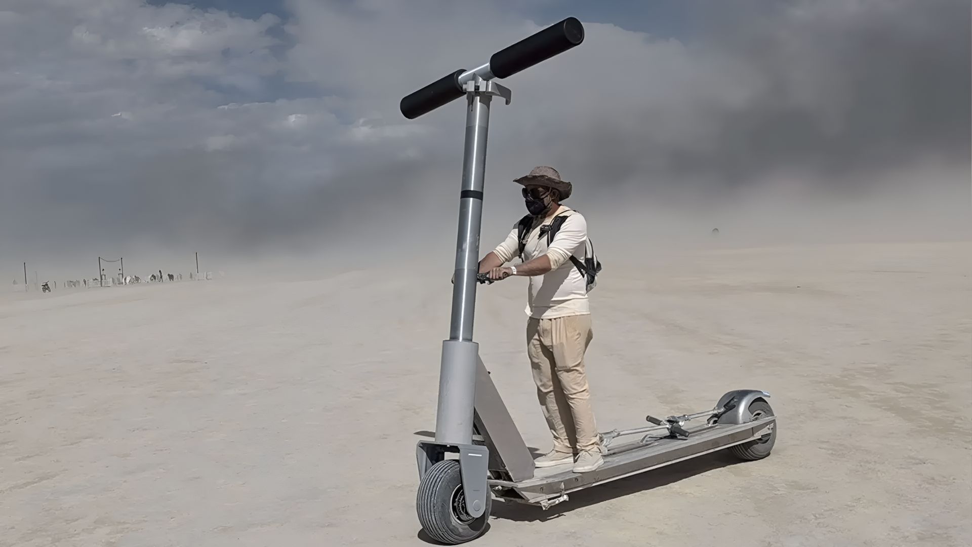 World’s largest 8-foot Razor-style scooter emerges after 7 years of development