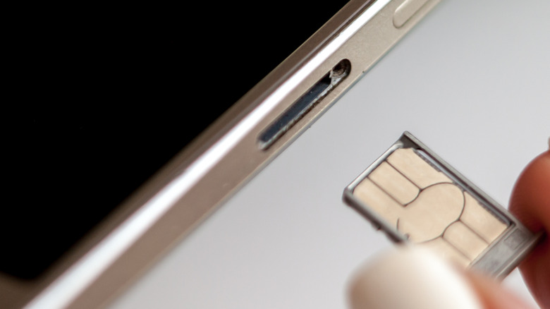 You don’t have to turn off your phone to switch SIM cards (but you probably should)